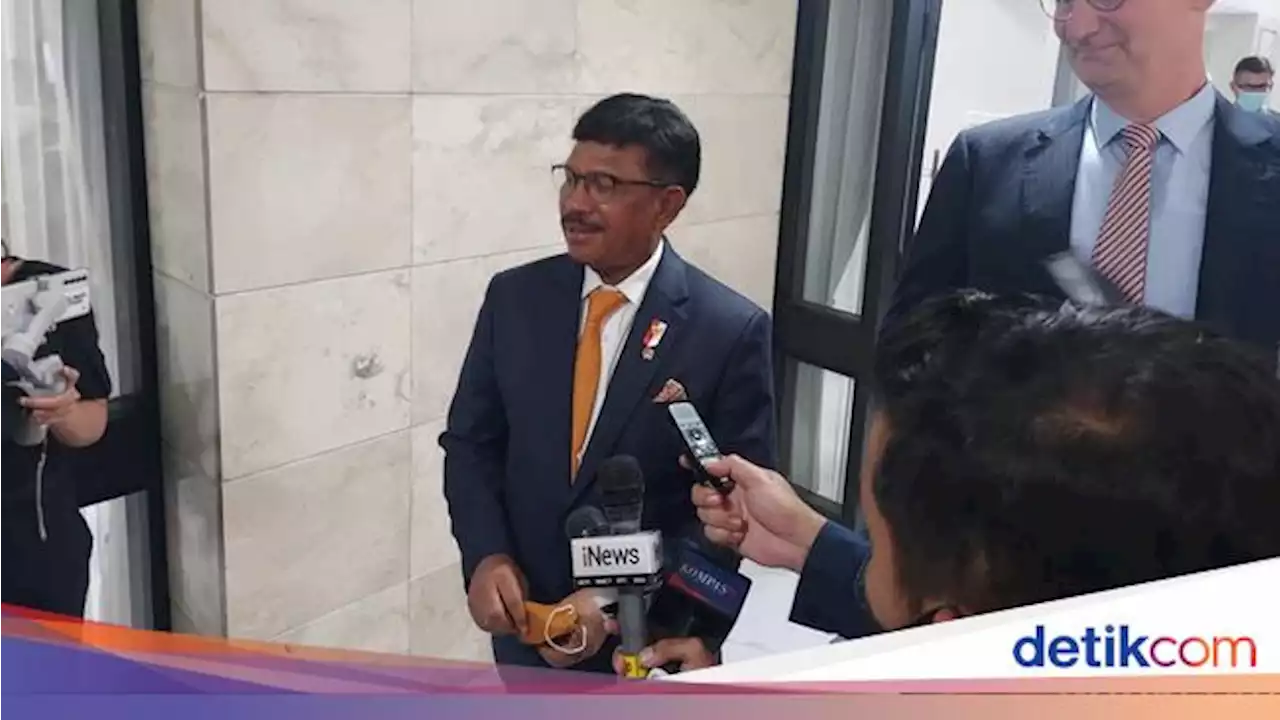 Menkominfo Tangkis Bjorka: Pencopotan Kewenangan Presiden