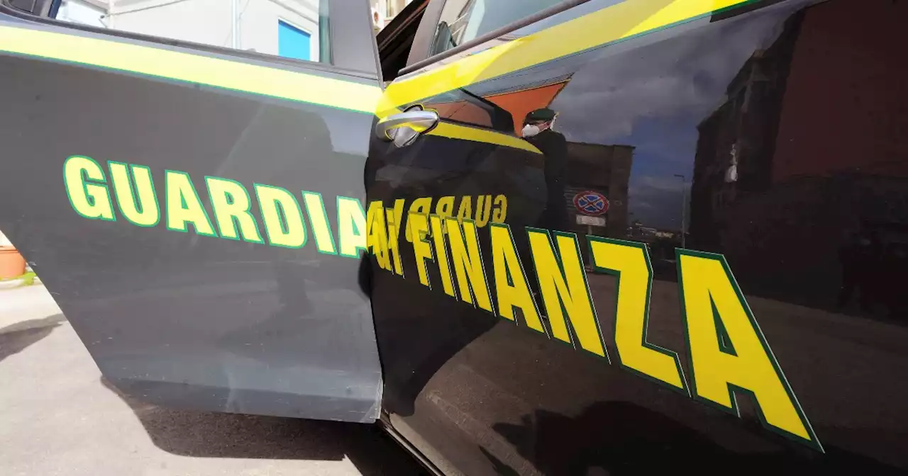 Sfruttamento della prostituzione, arrestate proprietarie di due centri massaggi a Monza