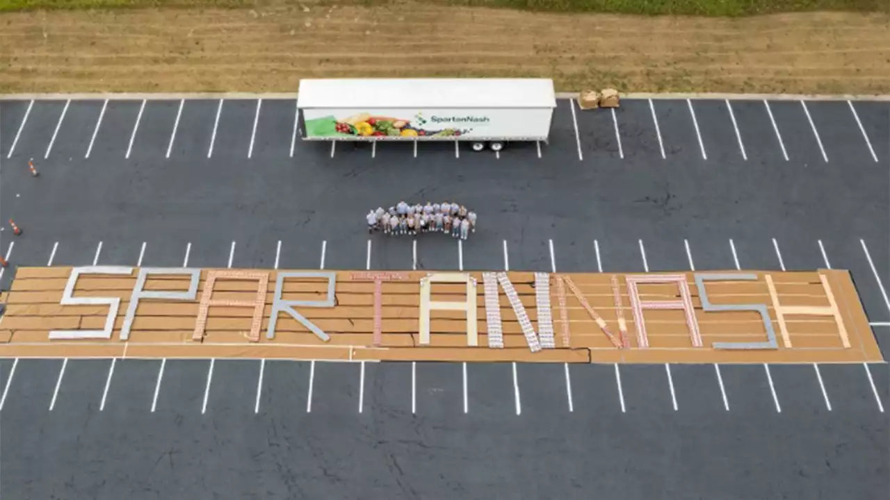 Michigan grocery chain's food donation breaks world record