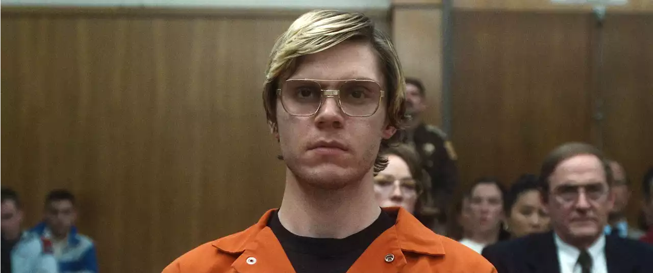 Evan Peters Transforms Into Serial Killer Jeffrey Dahmer For New Netflix Series