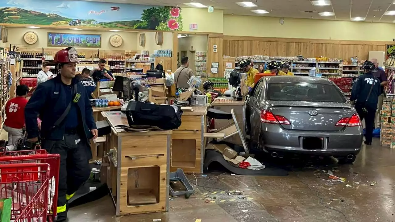 Driver plows car through Castro Valley Trader Joe's, injuring 8