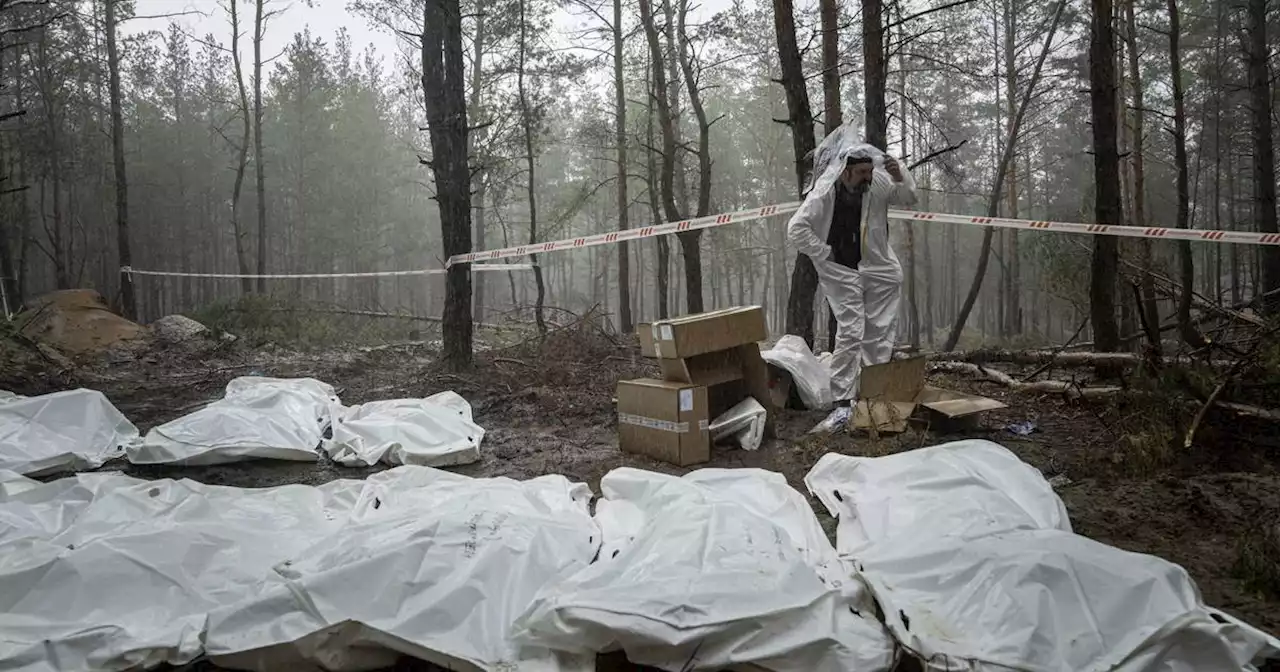 Nach Fund von 400 Leichen: Selenskyj spricht von Folter in Isjum