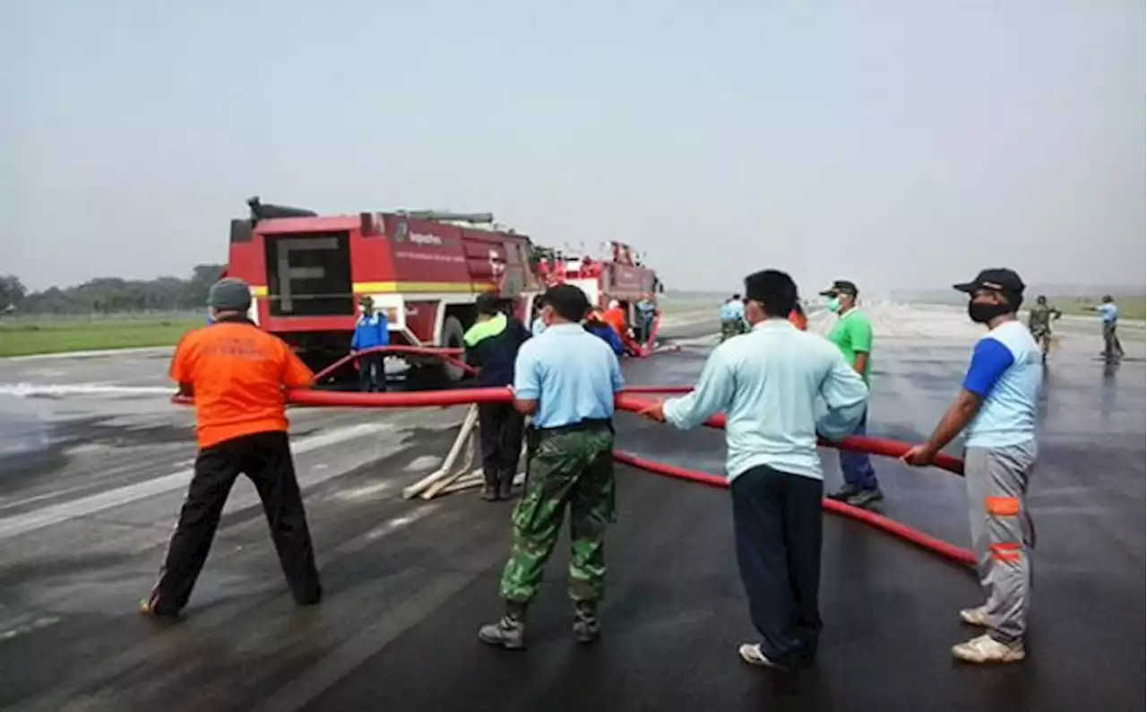 Kisah Petugas Damkar Bandara Adi Soemarmo Evakuasi MD-82 di Solo-Korban Tsunami