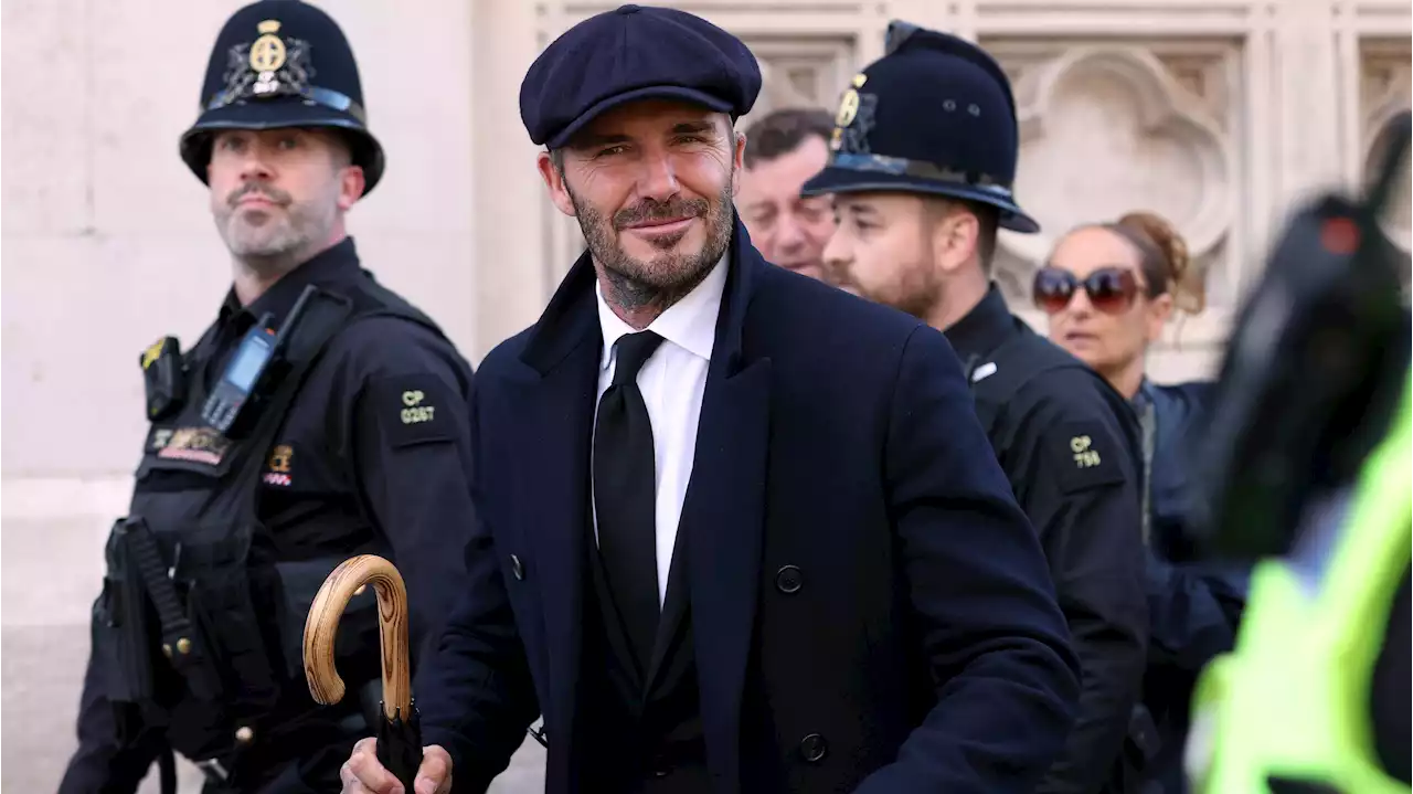 David Beckham ha fatto 12 ore di fila per rendere omaggio alla regina Elisabetta