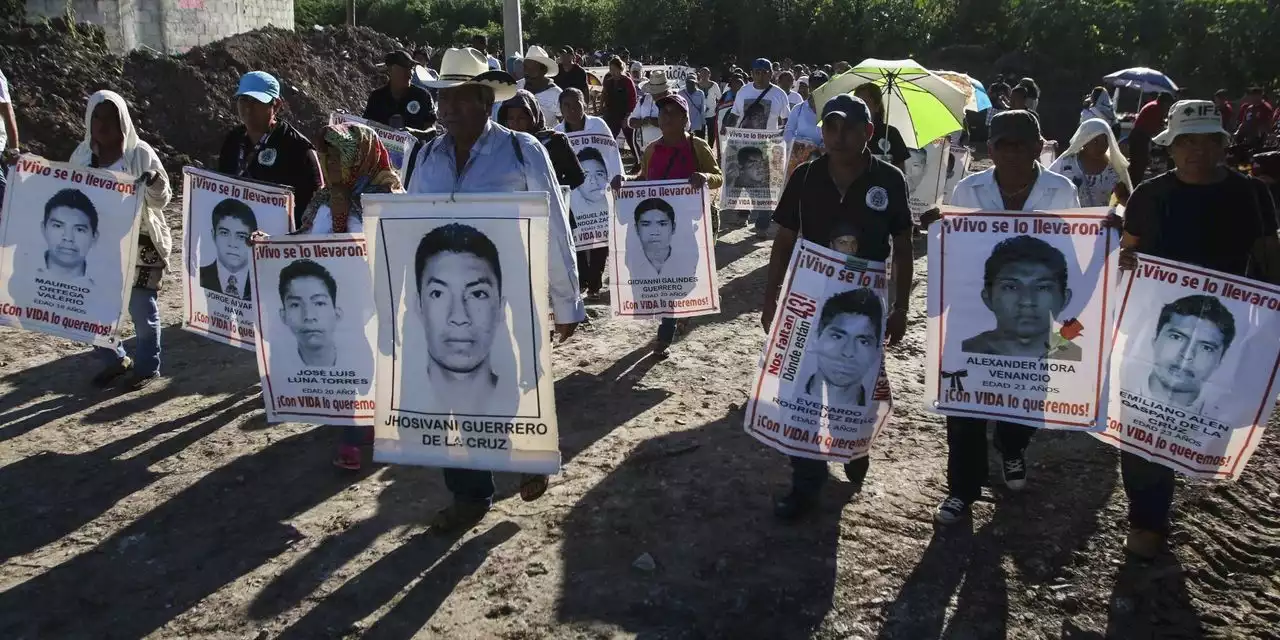 Retired Mexican General Is Arrested in 2014 Student Disappearances