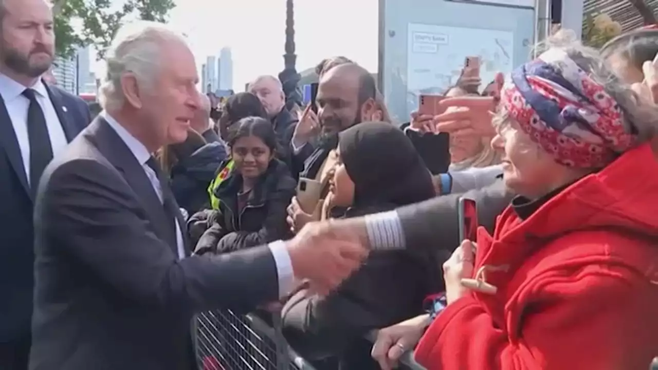 King Charles, Prince William greet crowds waiting to pay respects to Queen Elizabeth II