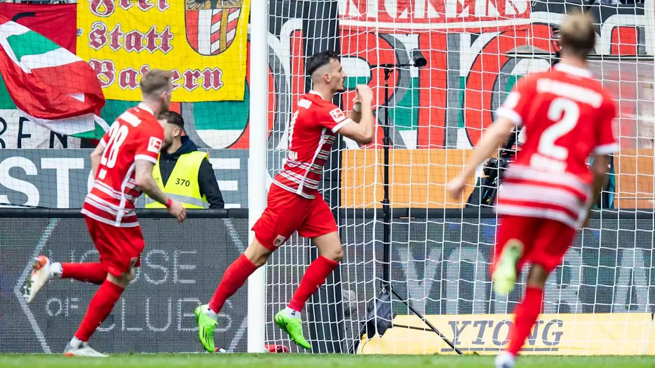 1:0 gegen die Bayern! Der FCA schießt die Bayern in die Krise