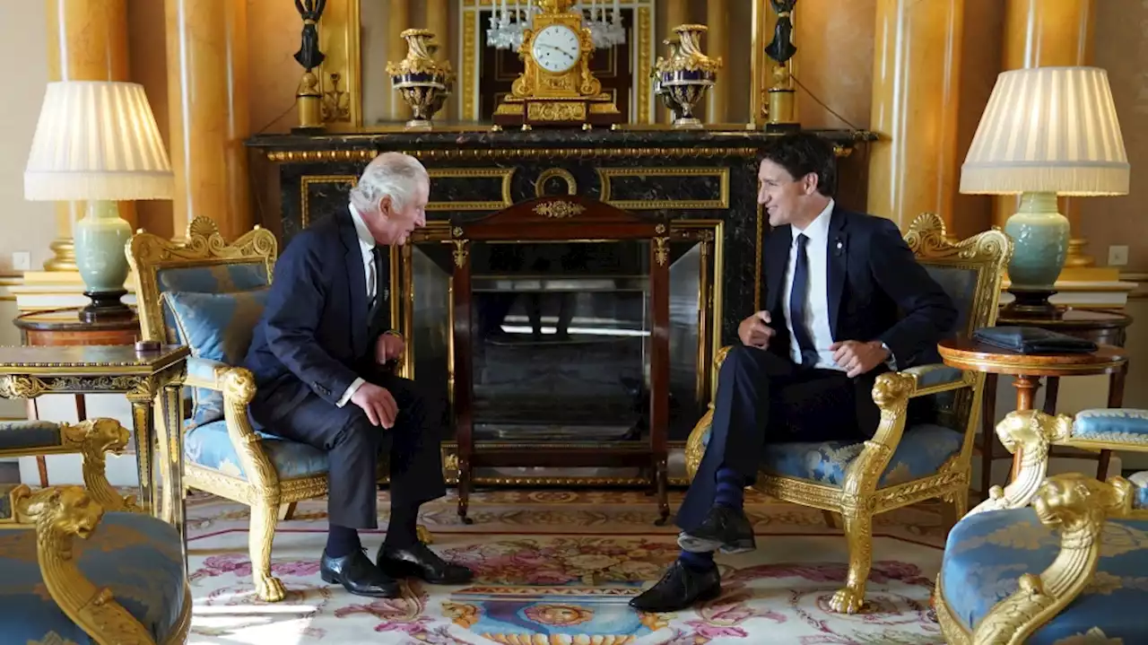 Prime Minister Justin Trudeau attends Queen's lying-in-state, meets King Charles III