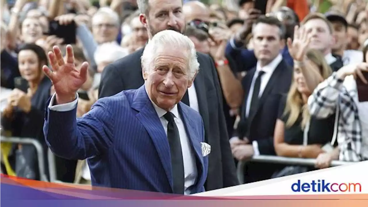 Saat Charles Diteriaki 'Bukan Rajaku' oleh Seorang Pria