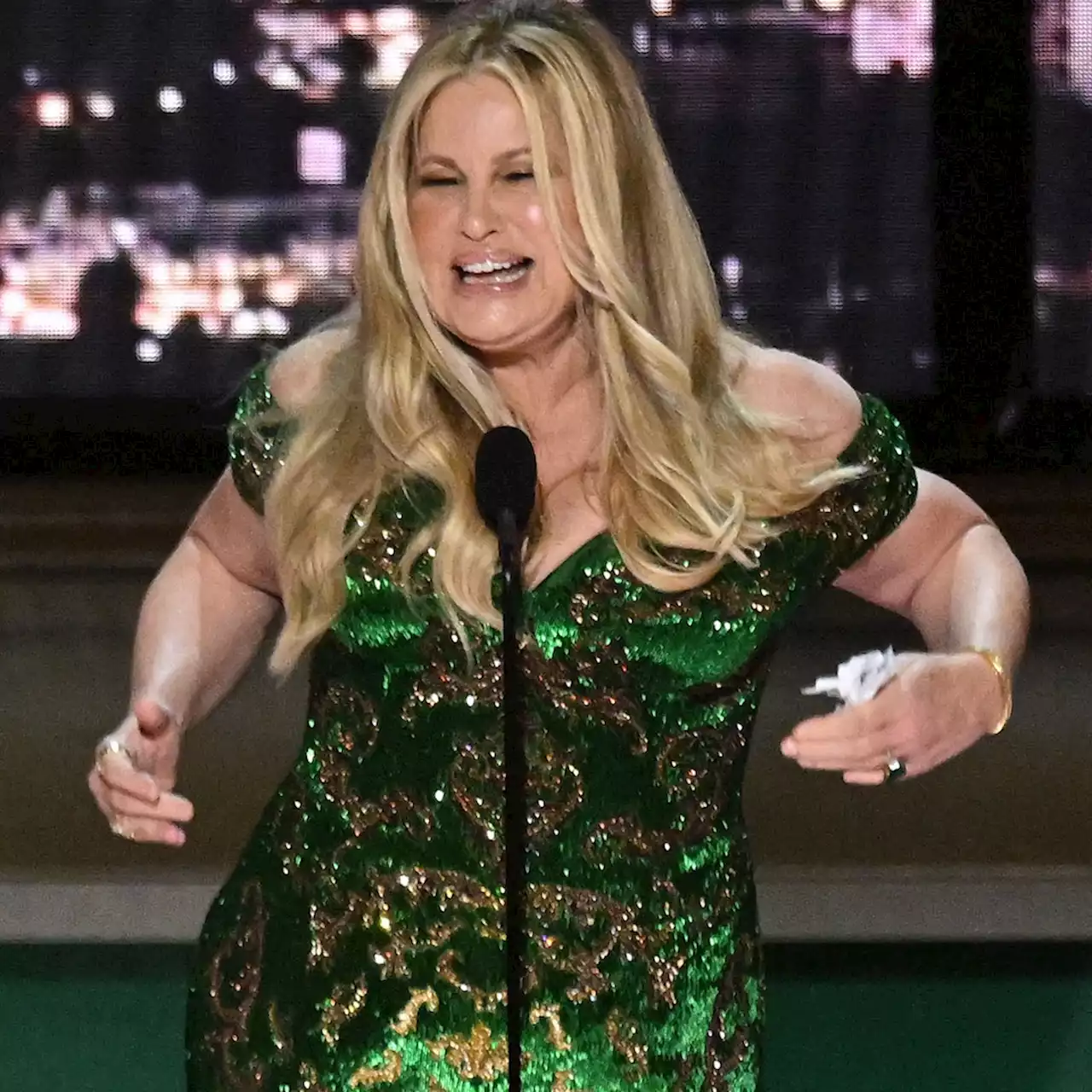 Jennifer Coolidge Looks as Fabulous as Tanya McQuoid at 2022 Emmy Awards - E! Online