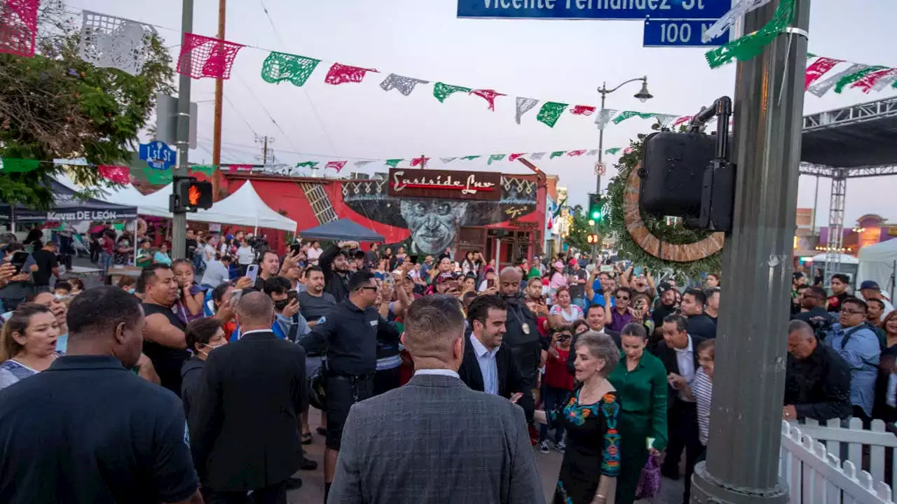 Boyle Heights street renamed in honor of singer Vicente Fernandez