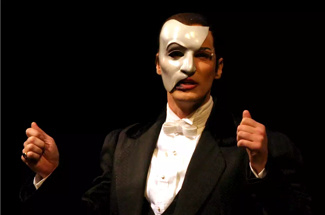 'Phantom of the Opera' announces end to historic 35-year run on Broadway