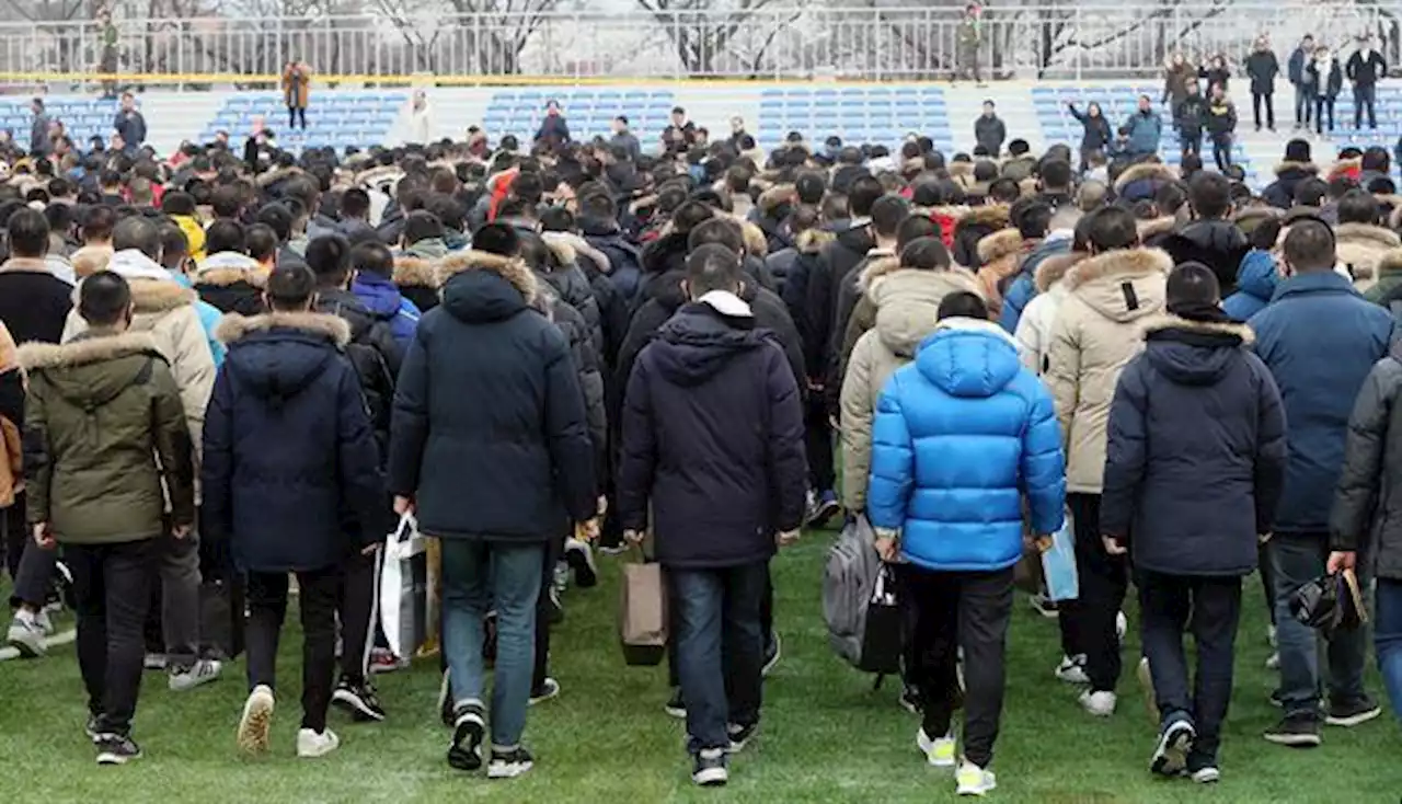 지겨운 군대 꿈, 더 지겨운 군대 이야기...이제 질문을 넓혀보자