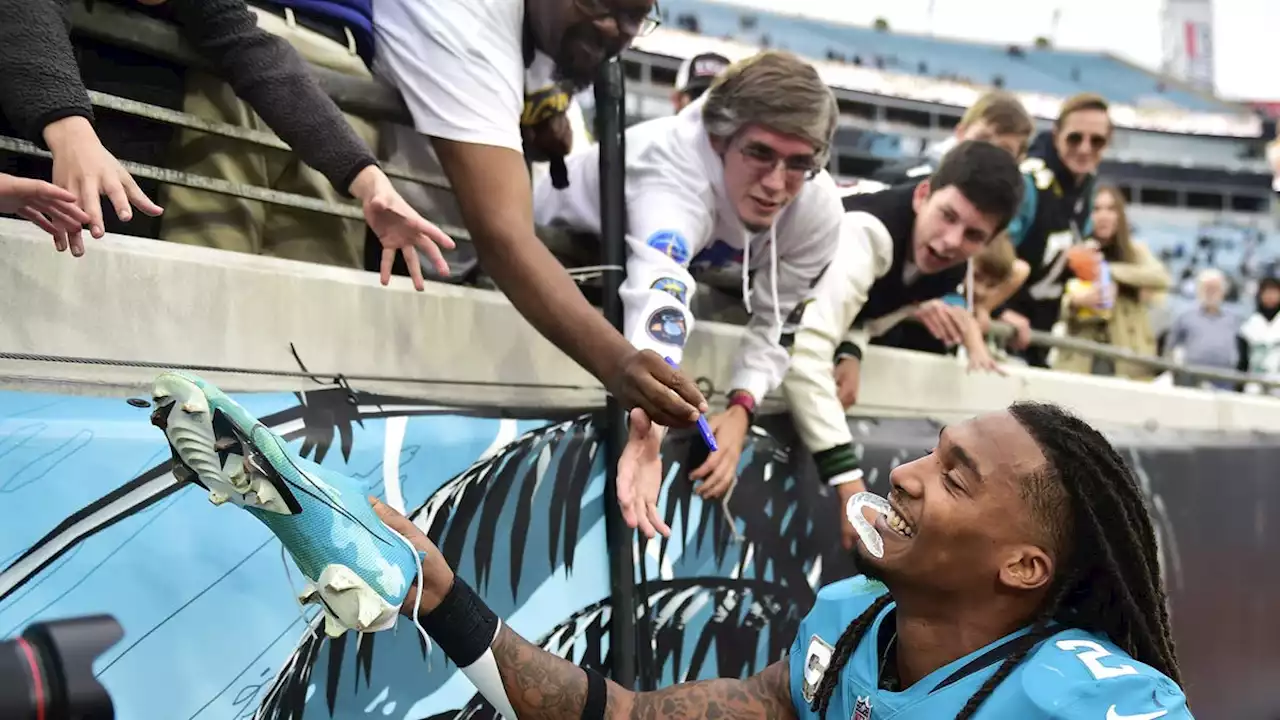 Gene Frenette: Jaguars' Rayshawn Jenkins spends big for family tickets, Ngakoue, Federer, more