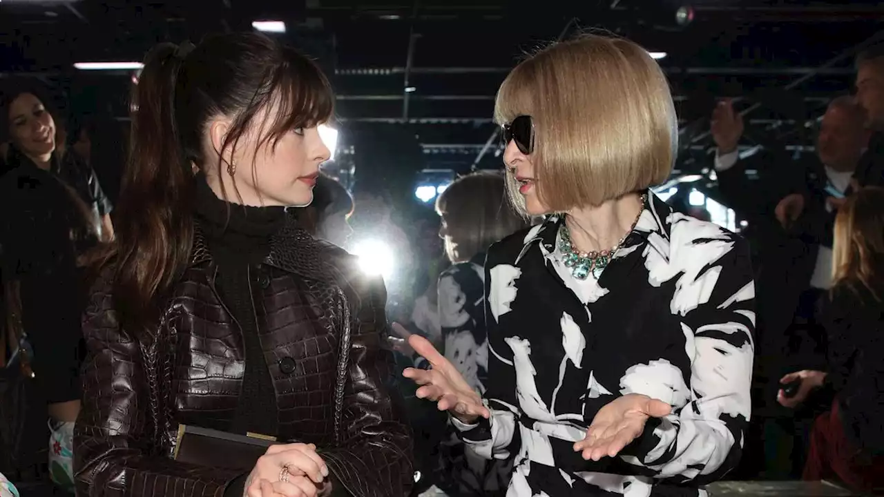 Anne Hathaway Bertemu Anna Wintour di NYWF 2023, Ibarat Adegan Film The Devil Wears Prada