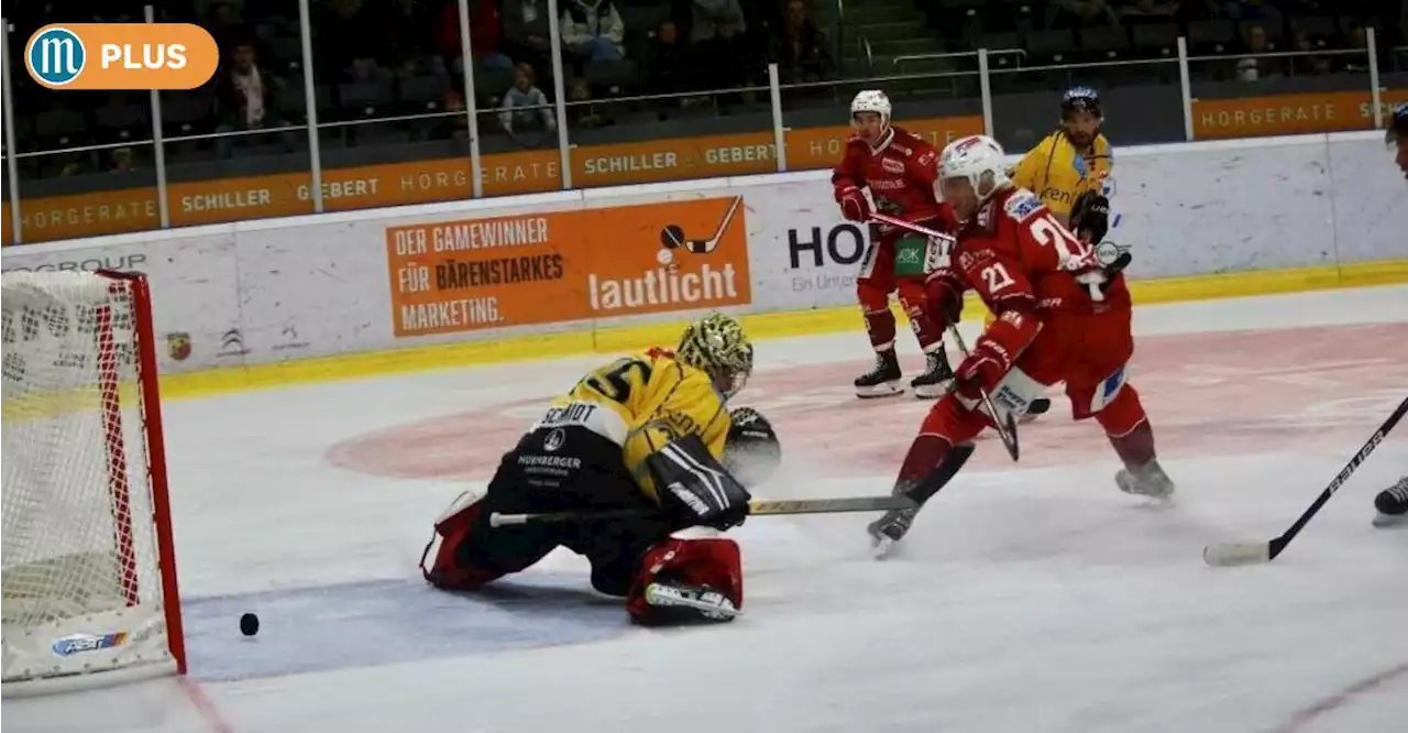 Zweitliga-Comeback nach 14 Jahren: Regensburger Eisbären siegen gegen Bayreuth