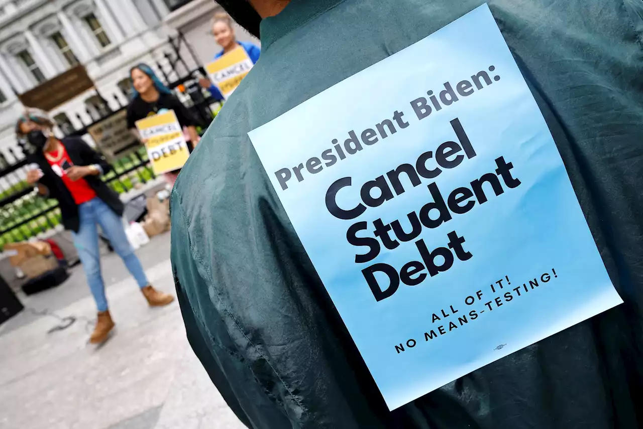 Senators Urge More Forgiveness for Parents With Student Debt