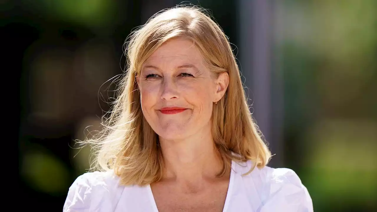 - Jeg håber, at Jakob og Søren byder sig til, siger Sofie Carsten Nielsen