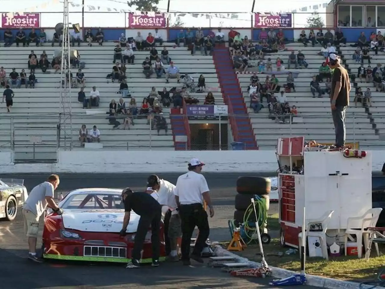 After 68-year run, last lap Saturday for venerable West Shore speedway