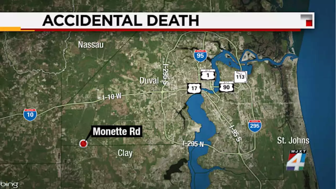 11-year-old dies after dirt pile traps him below surface, JSO says