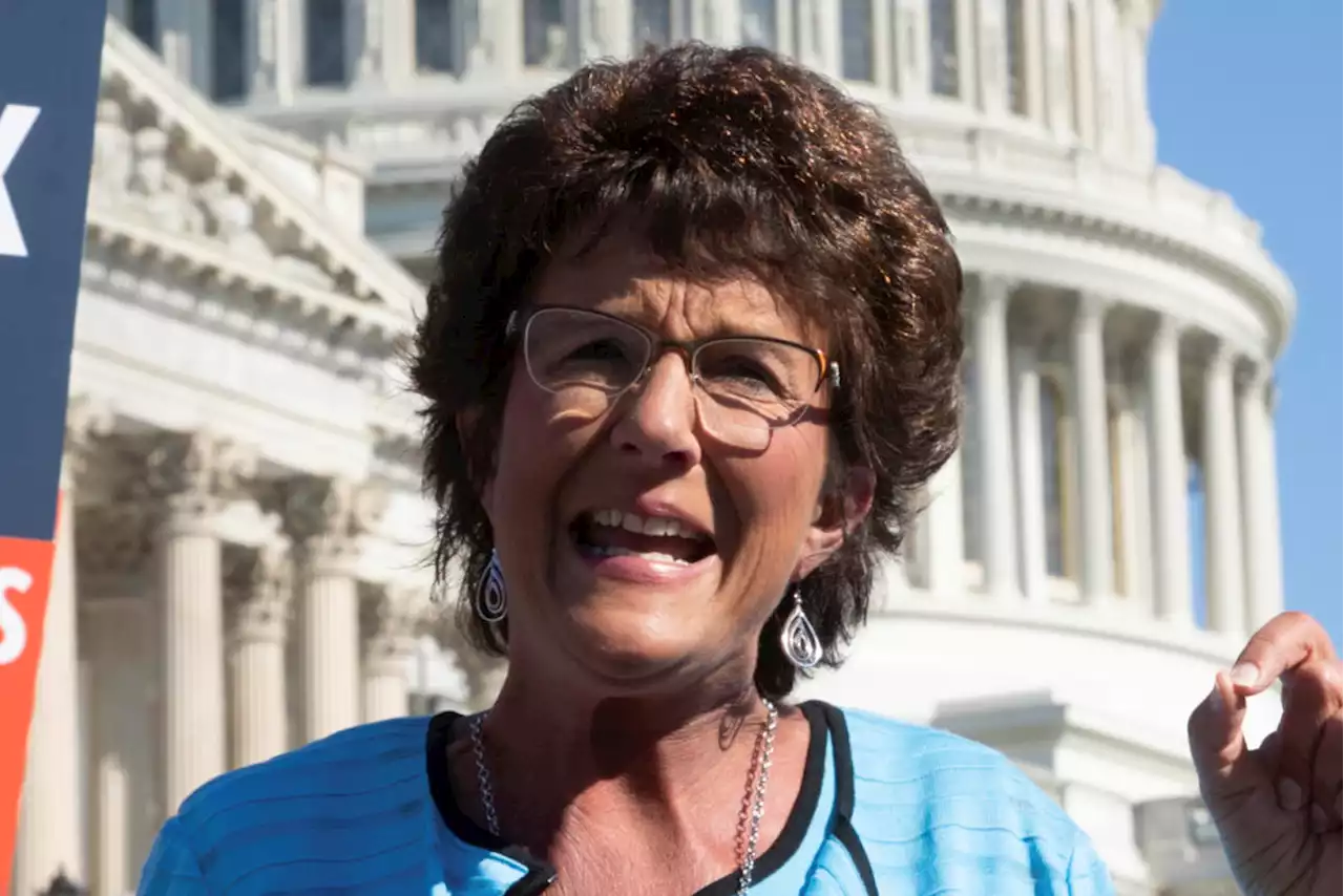 Crash that killed Rep. Walorski blamed on failed passing try