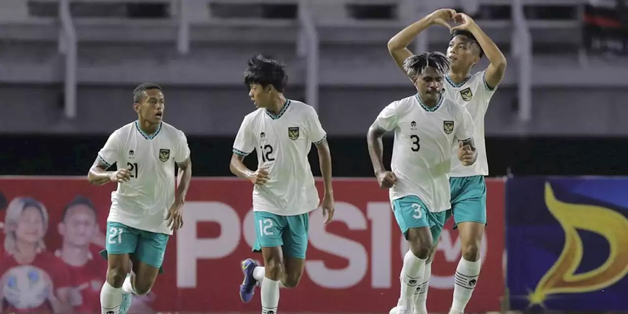 Jelang Duel Timnas Indonesia U-20 vs Vietnam, Suporter Mulai Padati Stadion GBT - Bola.net