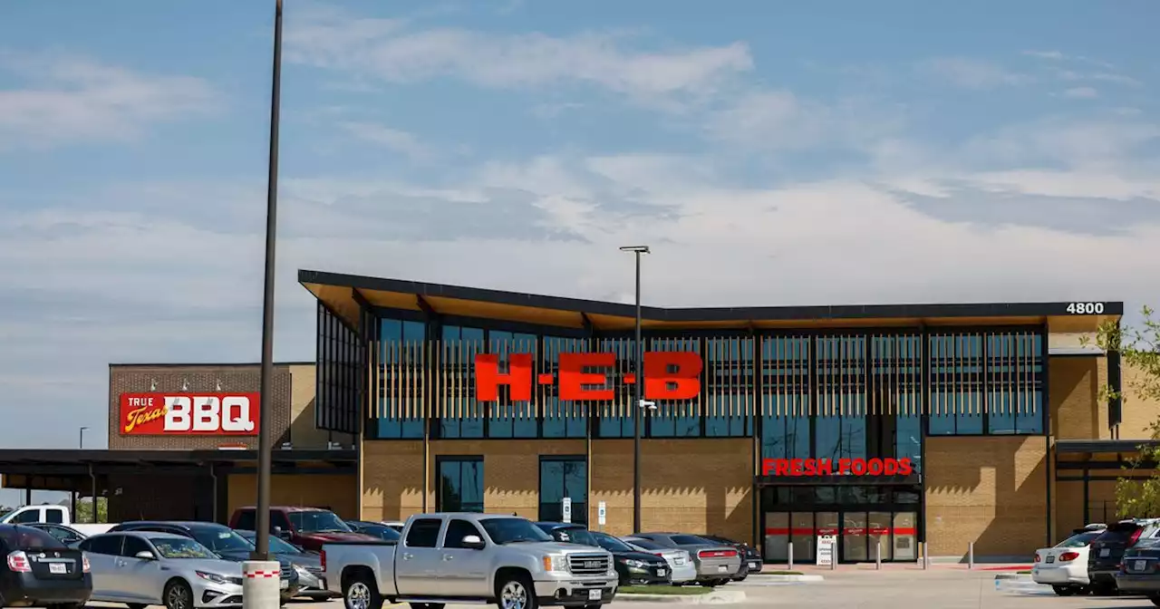 H-E-B launches a cash-back debit card in time for Frisco opening