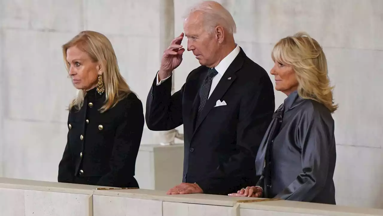 Joe Biden erweist der Queen die letzte Ehre