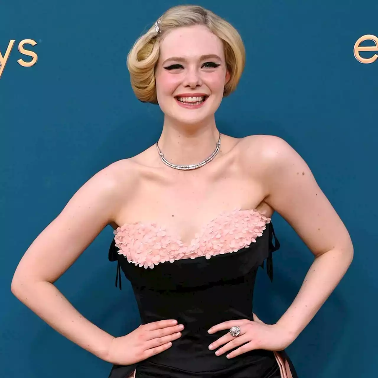 How The Great Inspired Elle Fanning's Old Hollywood Emmys 2022 Look - E! Online