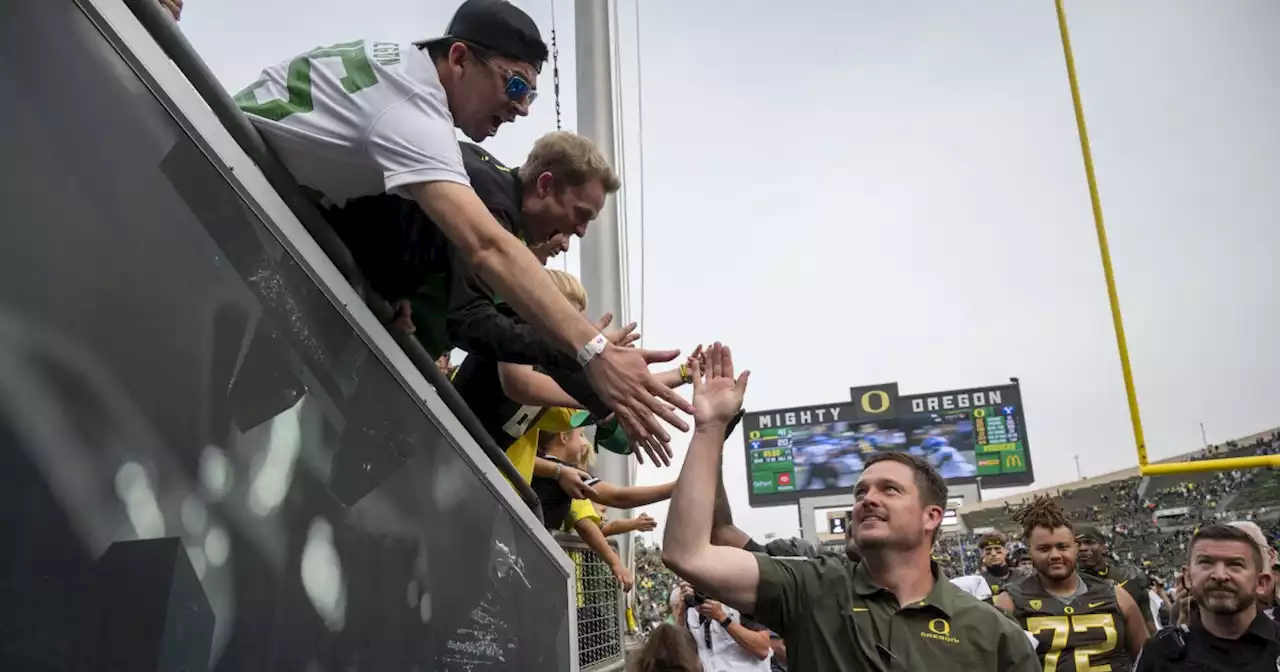 Oregon student section apologizes after fans chant 'F*** the Mormons' at BYU game