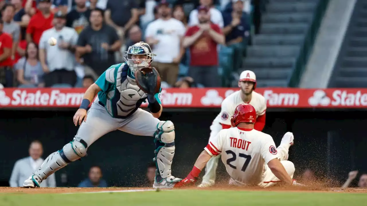 Shohei Ohtani, Angels win 2-1, drop Mariners in wild-card standings