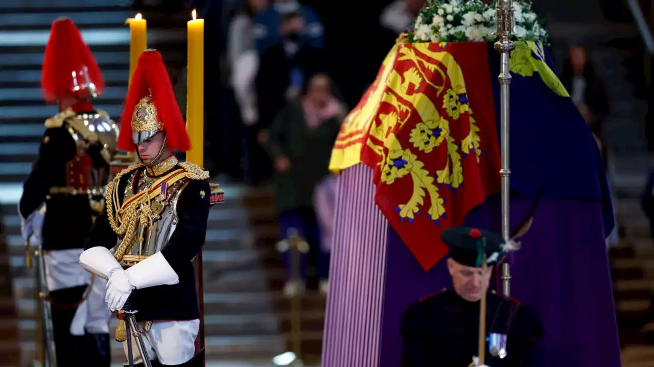 Biden, other world leaders make way to London for Queen Elizabeth II funeral