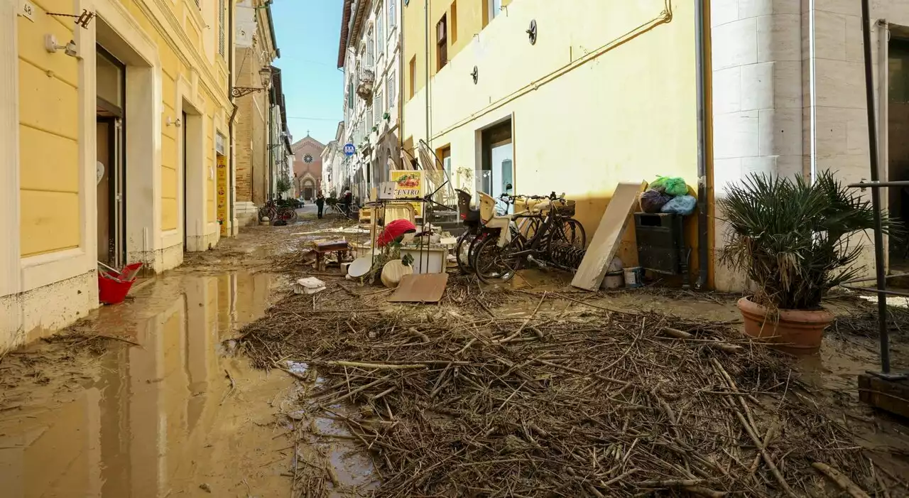 Alluvione Marche. «Sospensione immediata dei mutui nelle zone colpite», ecco la nota dell'Abi