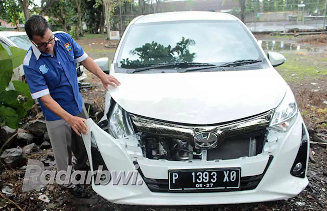 Putar Balik, Toyota Calya Disikat Honda Beat