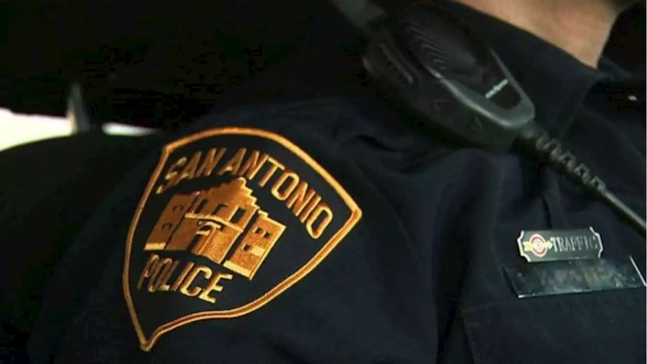 Man shot by SAPD officers after he threatens to shoot, chief says