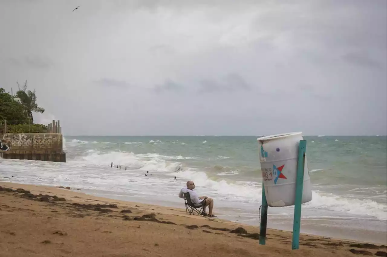 Hurricane Fiona nears Puerto Rico, whole island already without power as ‘historic’ rainfall looms