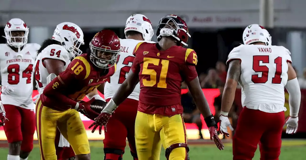 USC's defense bites back in win over Fresno State that moves No. 7 Trojans to 3-0