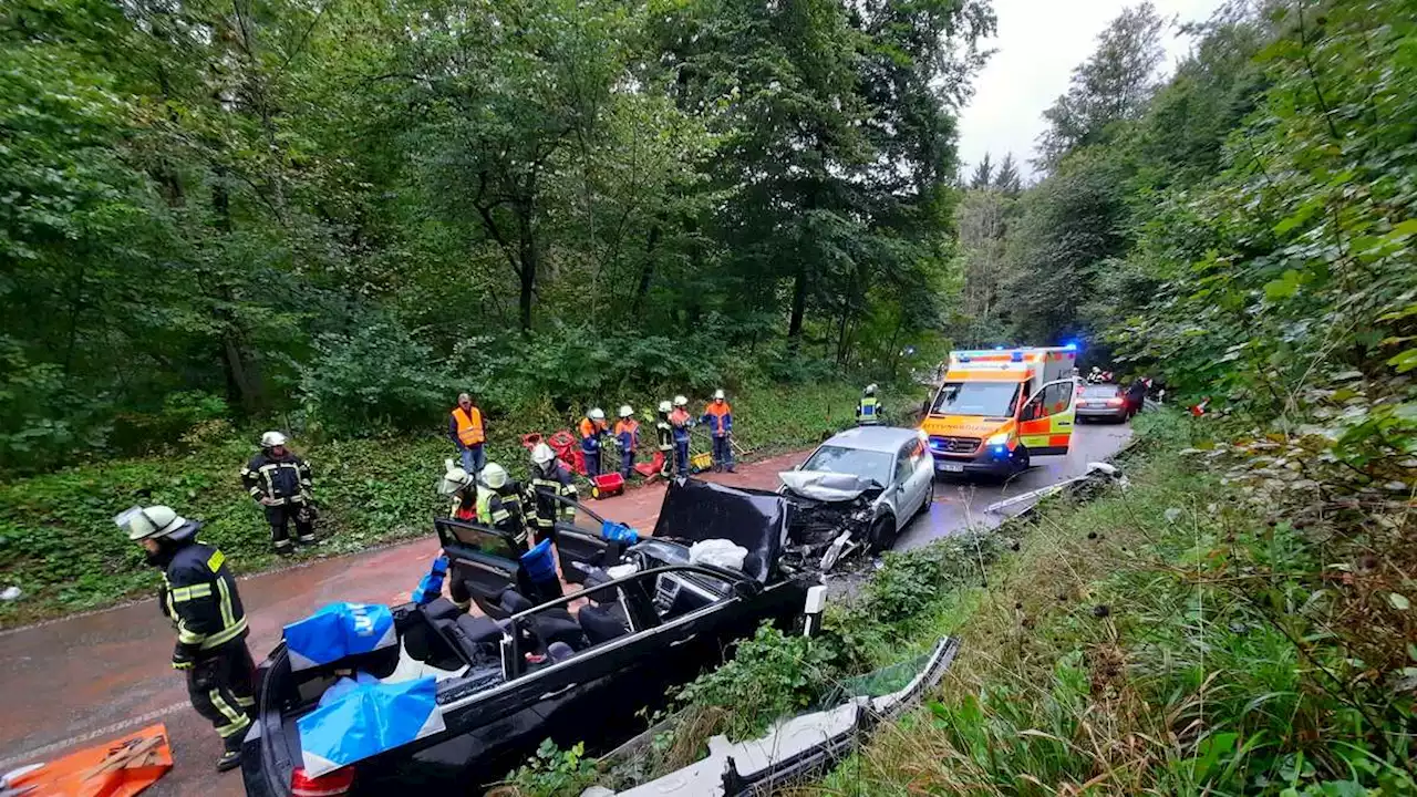 Fünf Verletzte im Mühlthal – Ölfilm Ursache für Unfall?