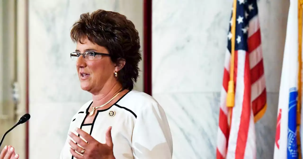 Cause determined in crash that killed Indiana Rep. Walorski, 3 others