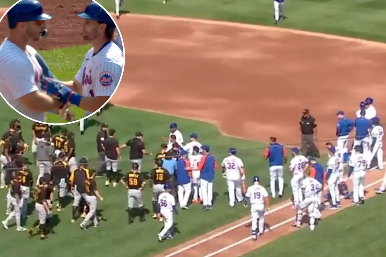 Mets, Pirates benches clear after Pete Alonso hit by pitch