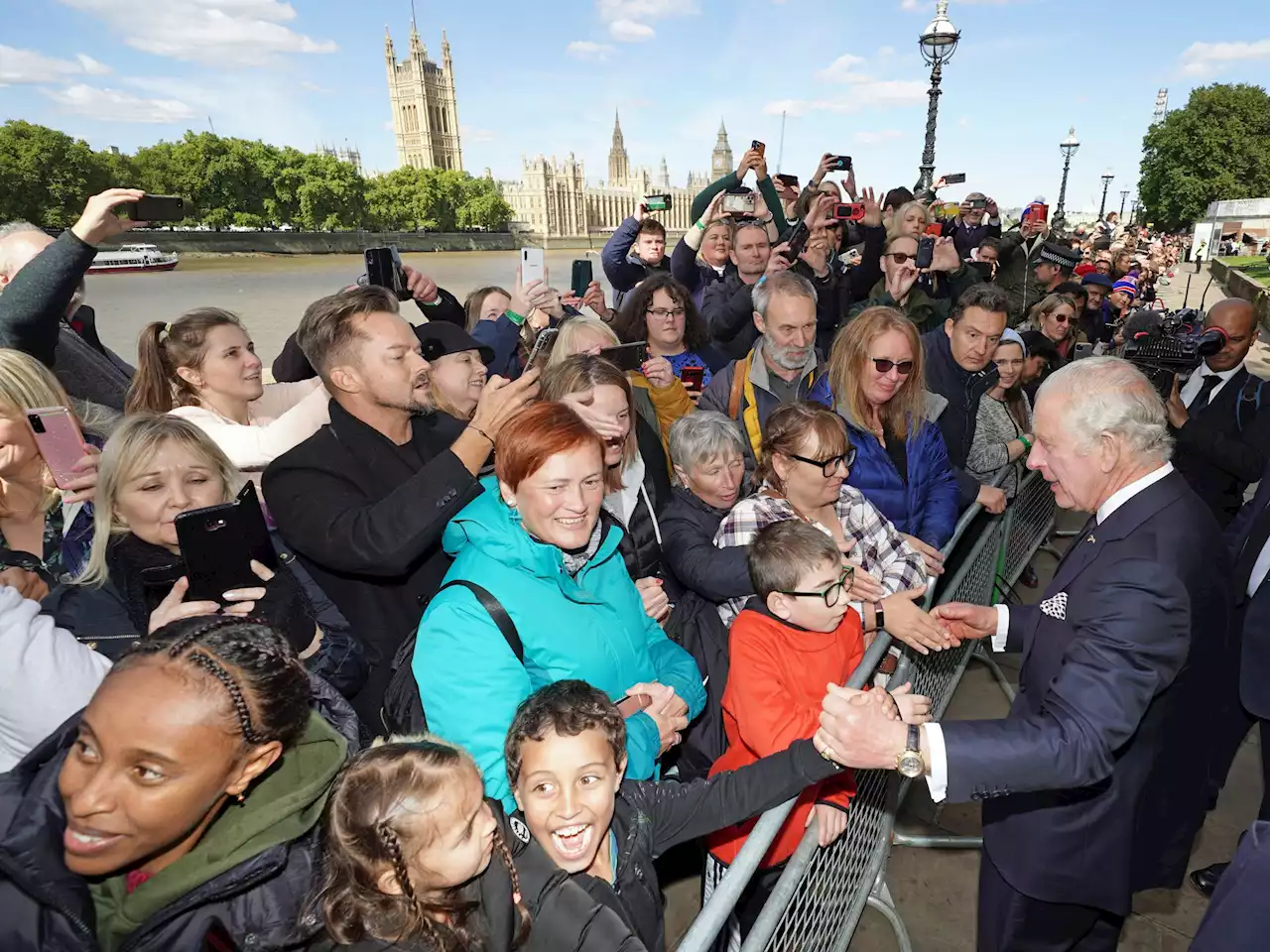 King Charles shakes hands with well-wishers in queen's queue