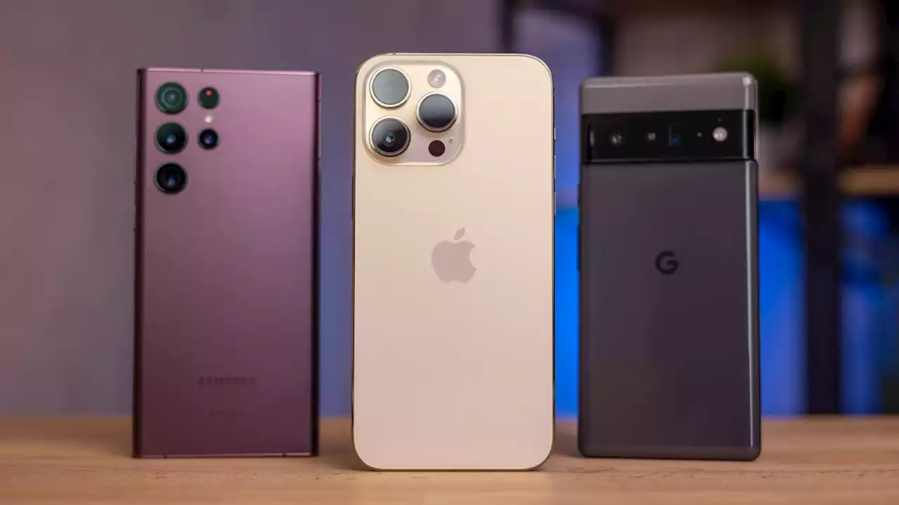 iPhone 14 Pro Max vs Galaxy S22 Ultra vs Pixel 6 Pro Camera Comparison