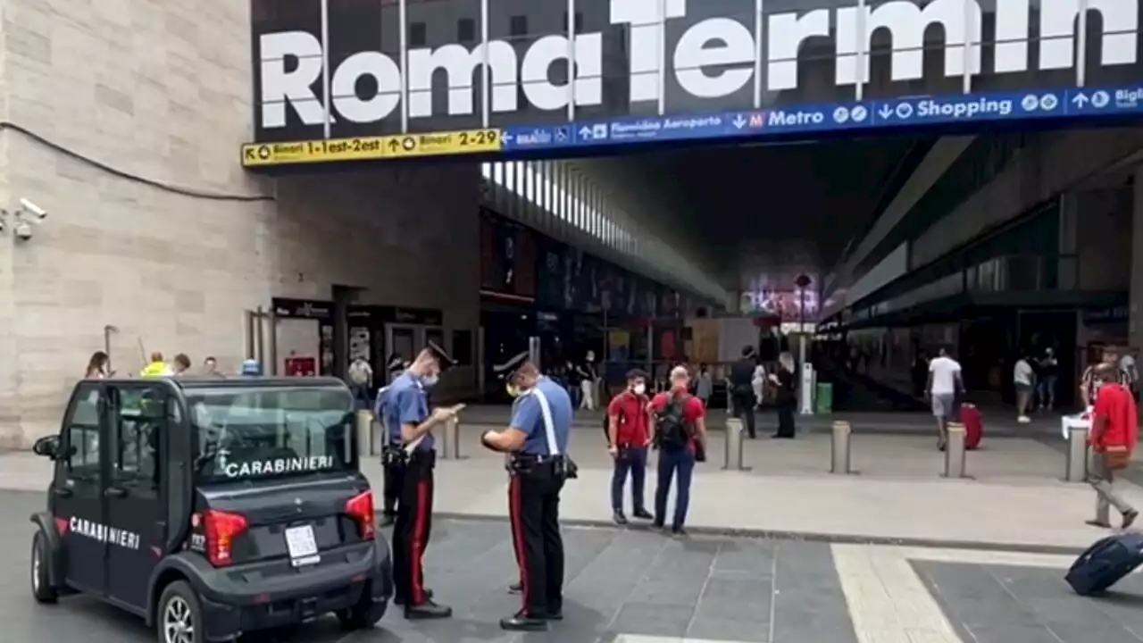 Il bilancio dei maxi controlli alla stazione Termini