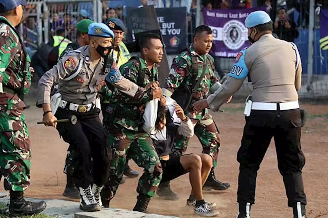 Derby Jatim Persik Kediri Vs Arema FC Diwarnai Kericuhan, 50 Orang Diamankan