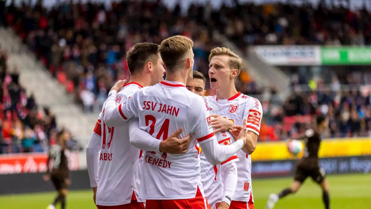 Zwei Albers-Treffer für den Jahn: Regensburg schießt sich gegen St. Pauli aus der Krise