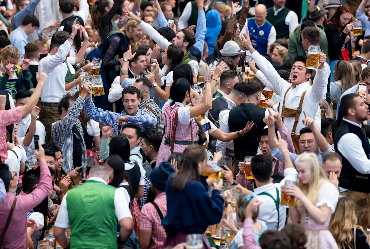 'Einfach glückselig': 700.000 Besucher zum Wiesn-Auftakt