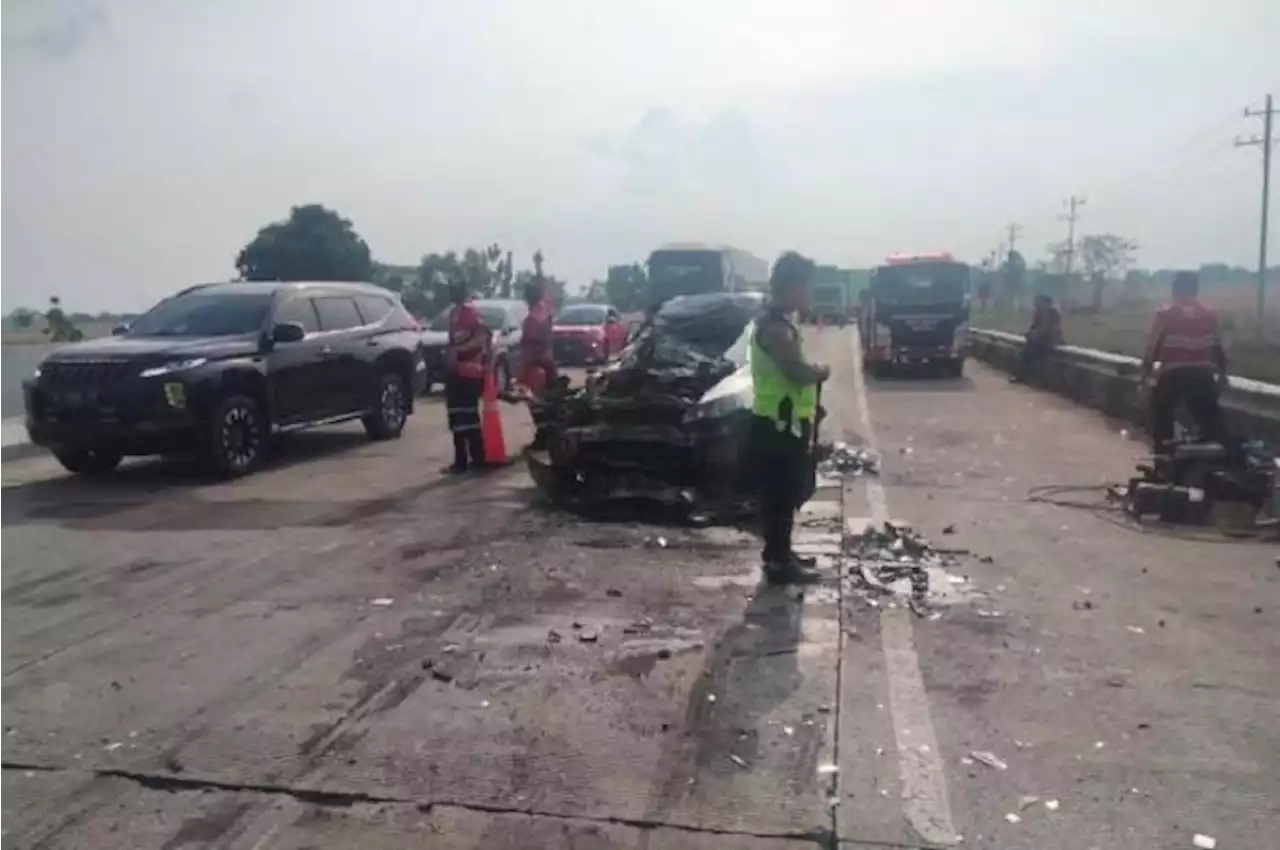 Anak Bungsu Jaksa Agung Muda Intelijen Jadi Korban Kecelakaan Beruntun di Tol Pejagan-Pemalang