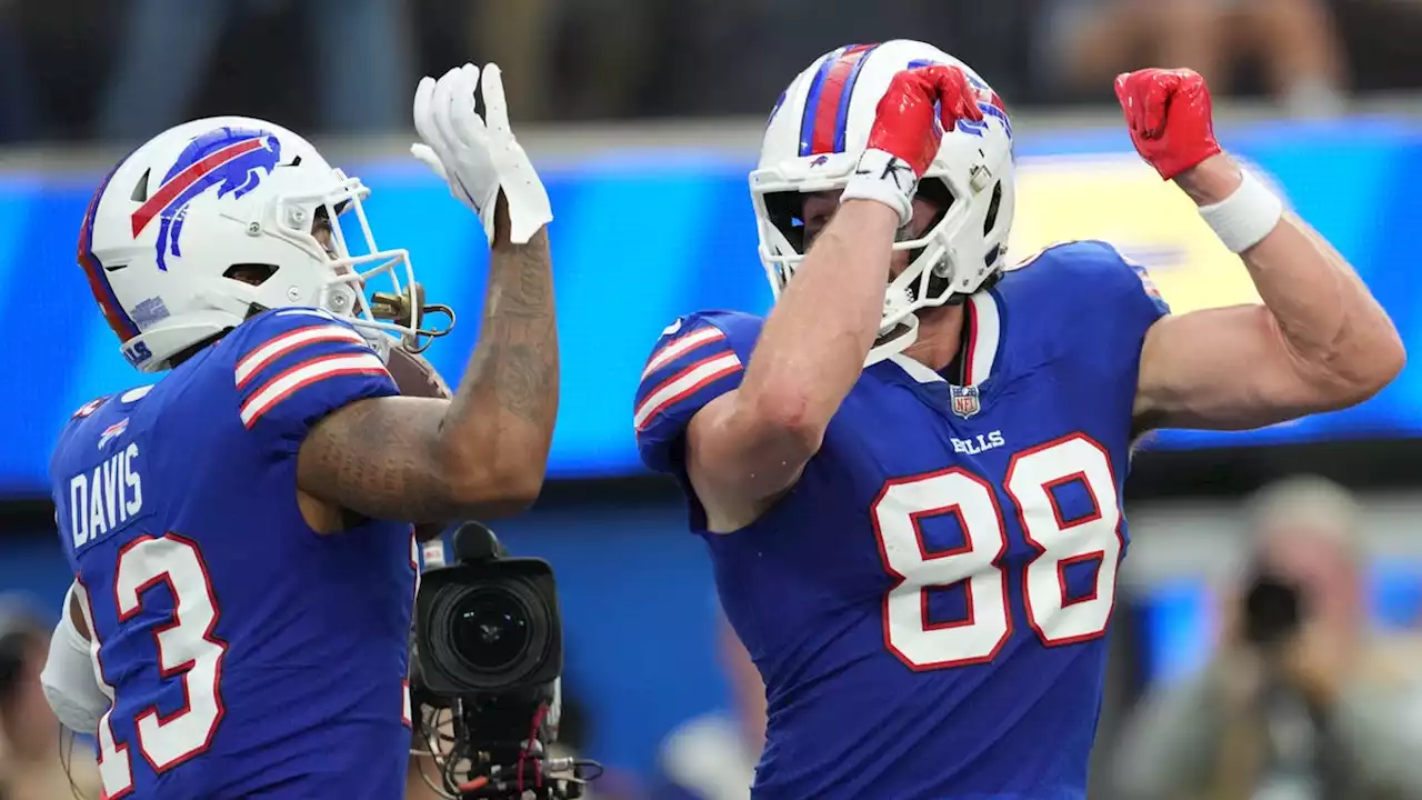 Tennessee Titans at Buffalo Bills: Predictions, picks and odds for NFL Week 2 matchup