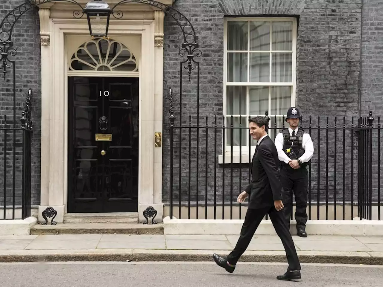 Trudeau meets U.K. Prime Minister Liz Truss, other world leaders in London