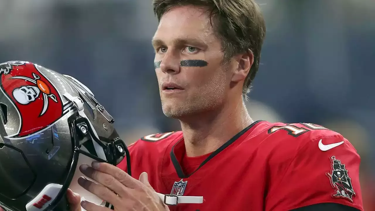 Tom Brady just chucked another Microsoft Surface tablet - The Verge